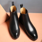 Bota Masculina de Couro Elegance - Conforto e Estilo para o Inverno