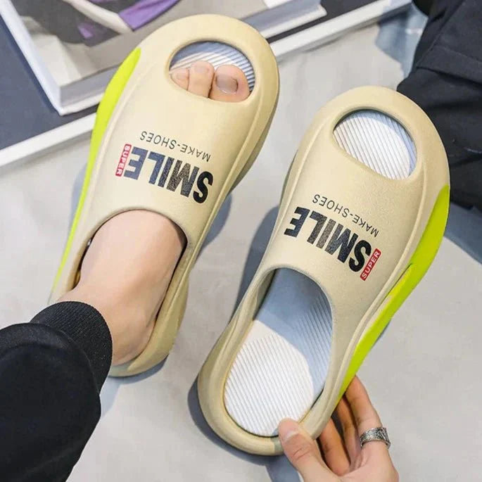 Chinelo Slide Nuvem Masculino - Conforto nas Alturas para os Dias de Relaxamento